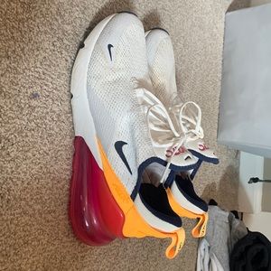 Nike Air Max 270